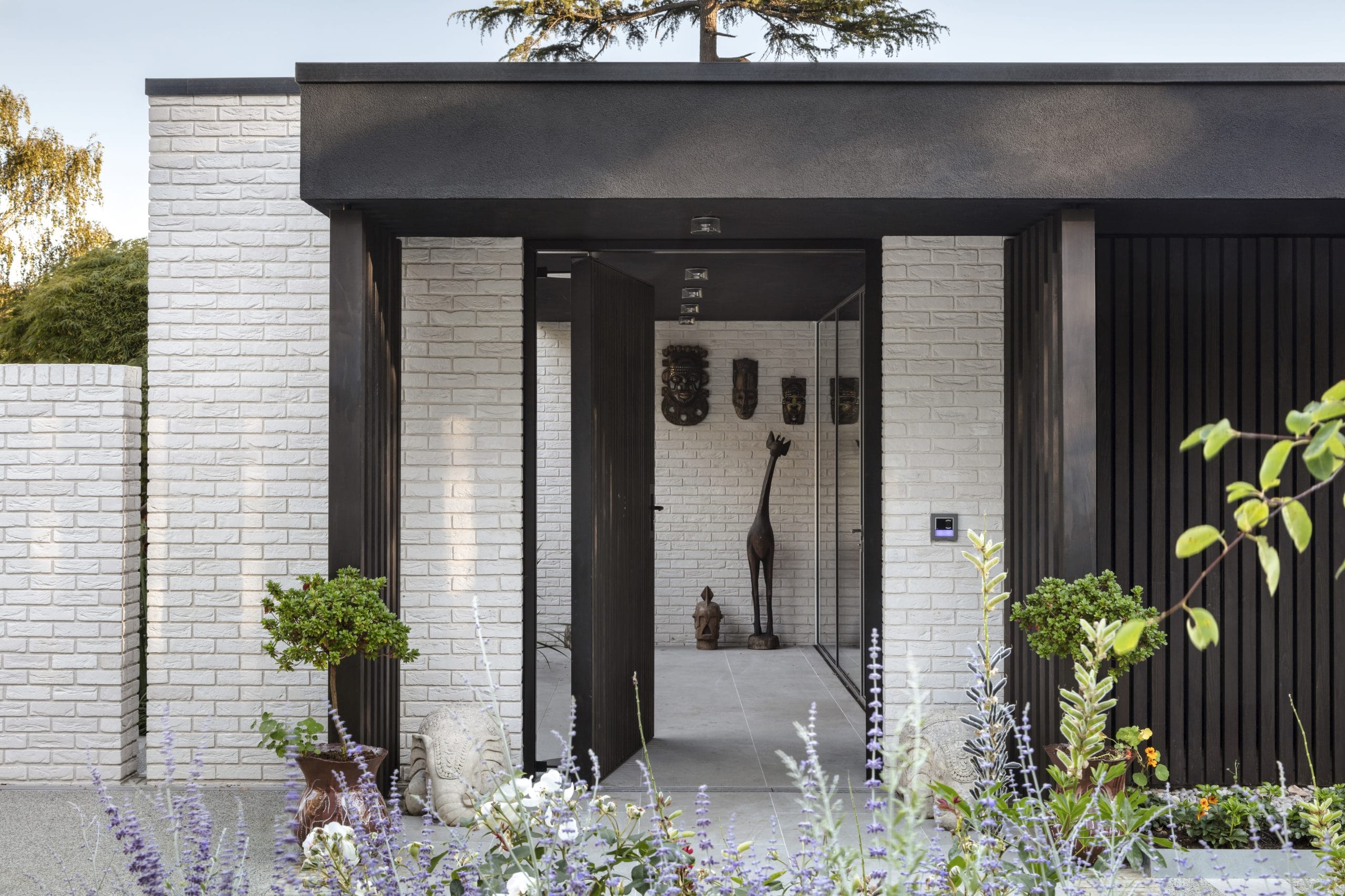 Gregory Phillips Architects — architectural project photograph 3 from the business website